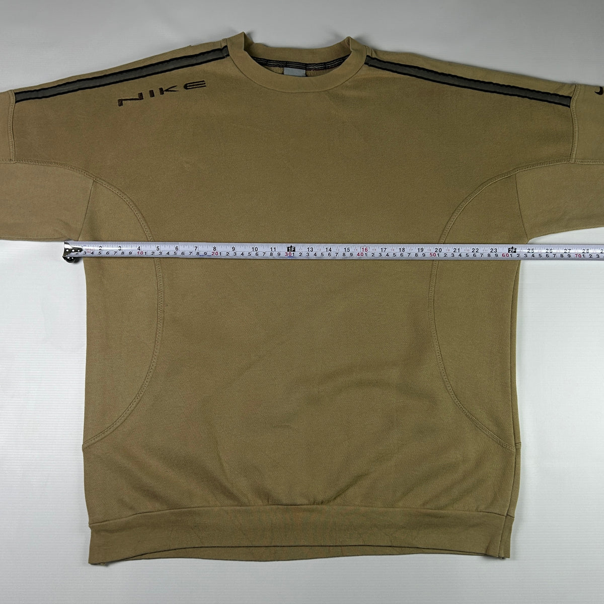 L - Vintage 2000's Nike Sweatshirt