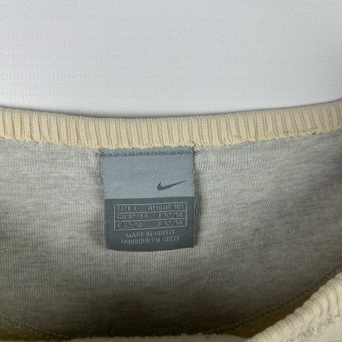 L - Vintage 2000's Nike Sweatshirt