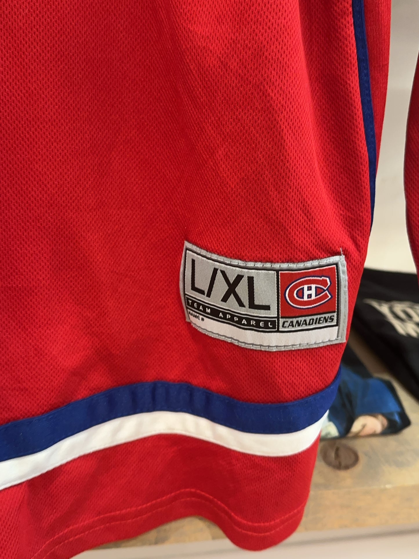 L - Montreal Canadiens Red Hockey Jersey