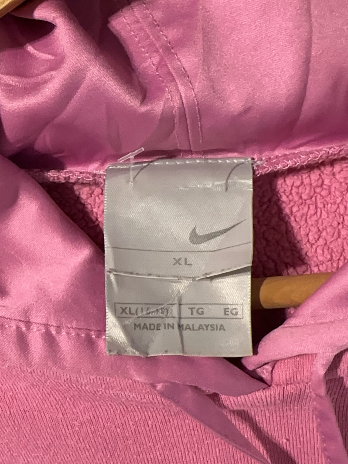 S - Vintage 2000's Nike Hoodie
