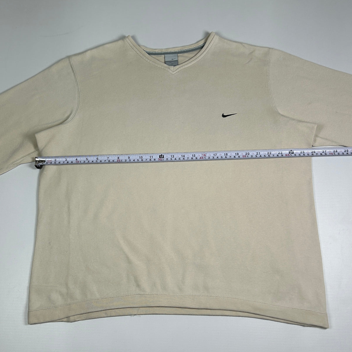 L - 2000's Nike Sweatshirt