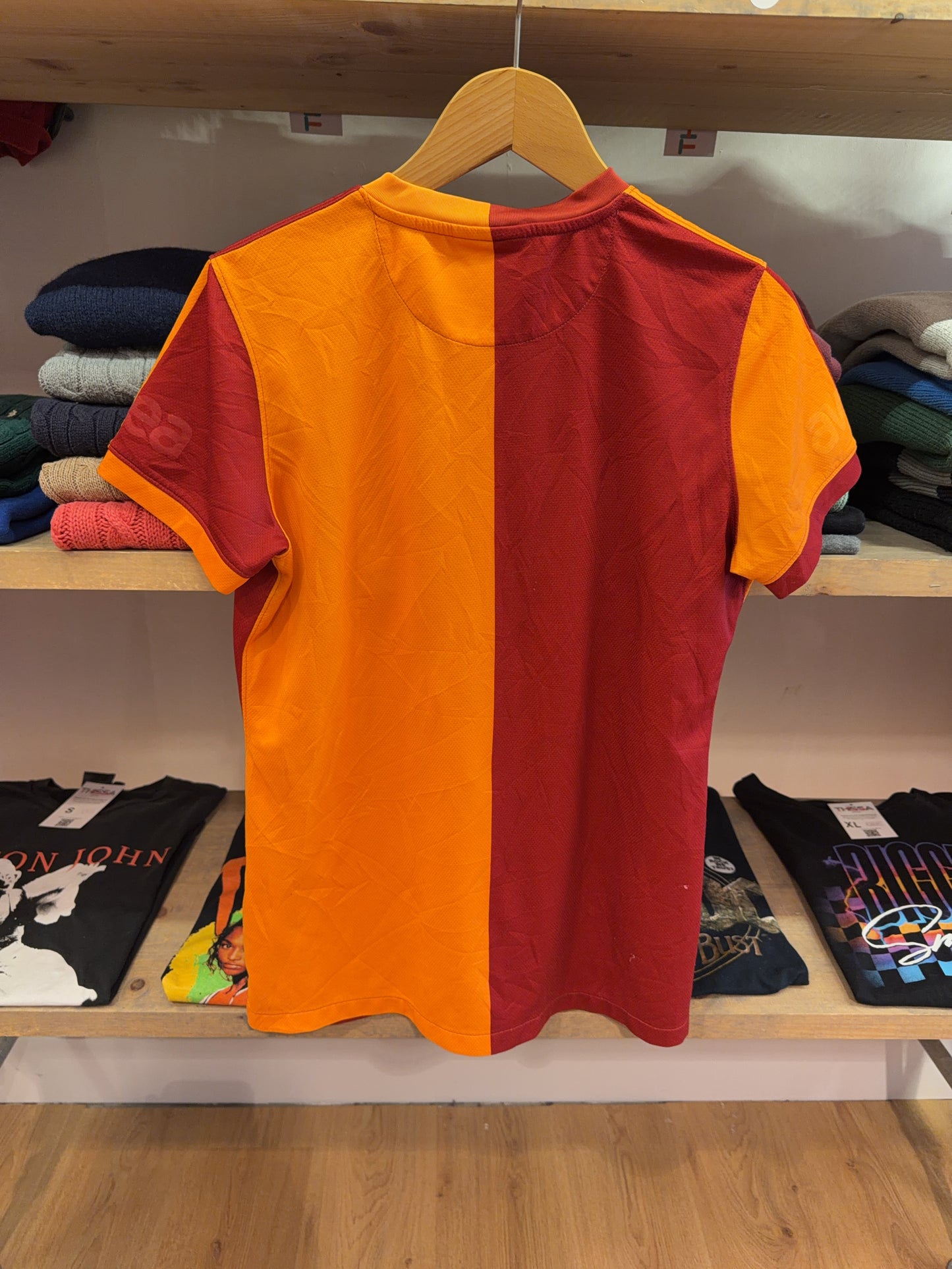 Nike Galatasaray home 2013 Shirt (L)