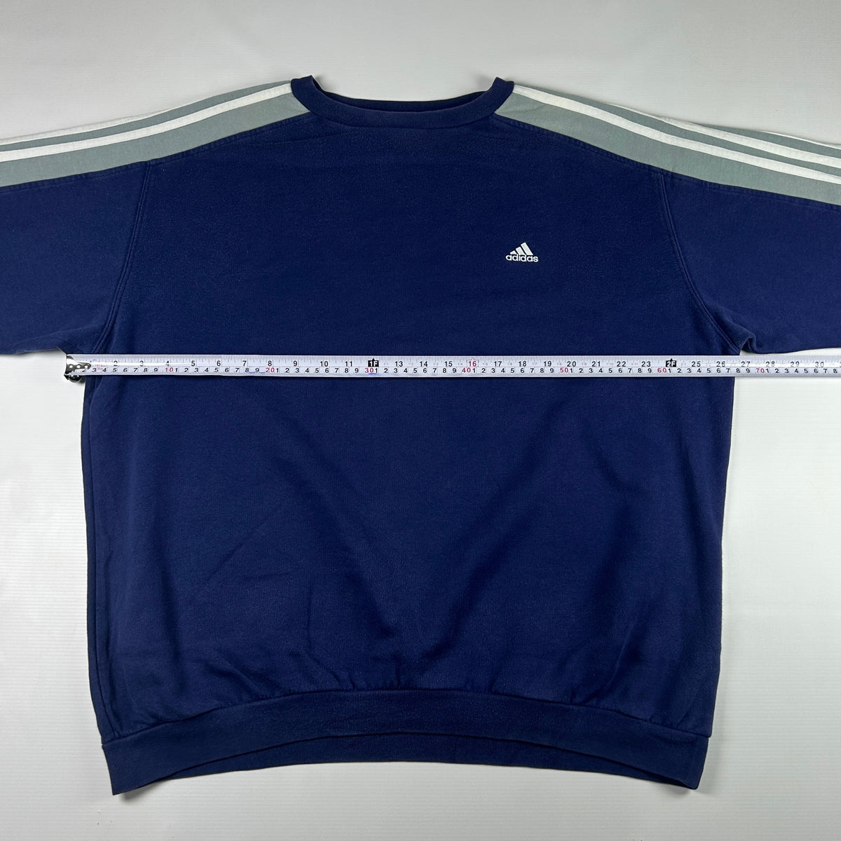 XL - Vintage 2000's Adidas Sweatshirt
