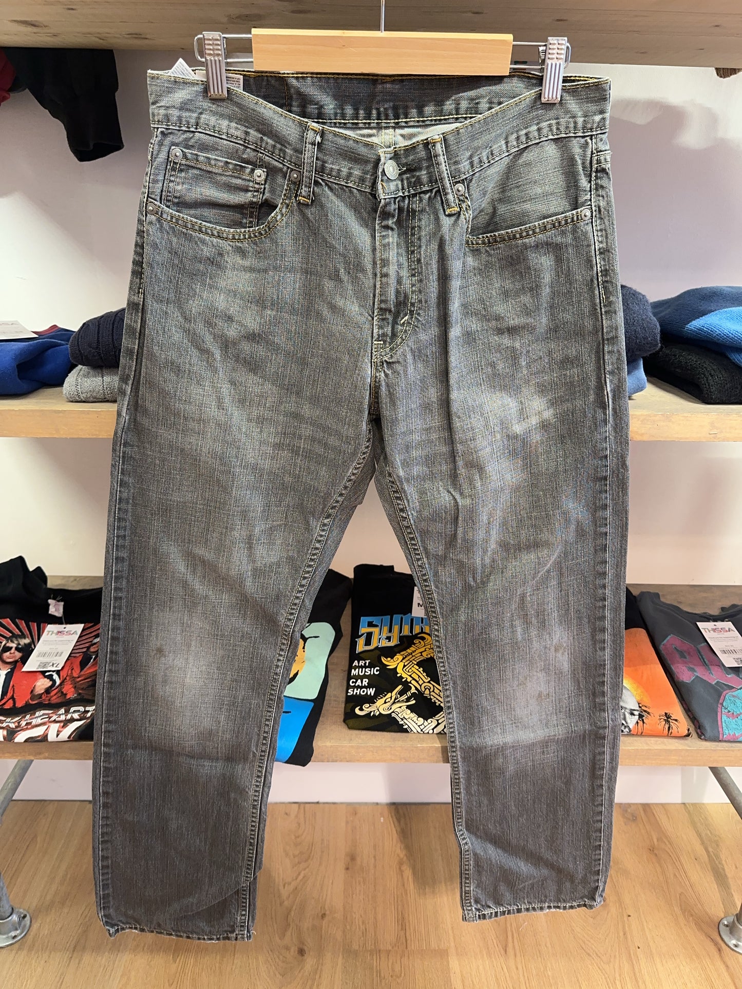 32/32 - Levi’s Jeans