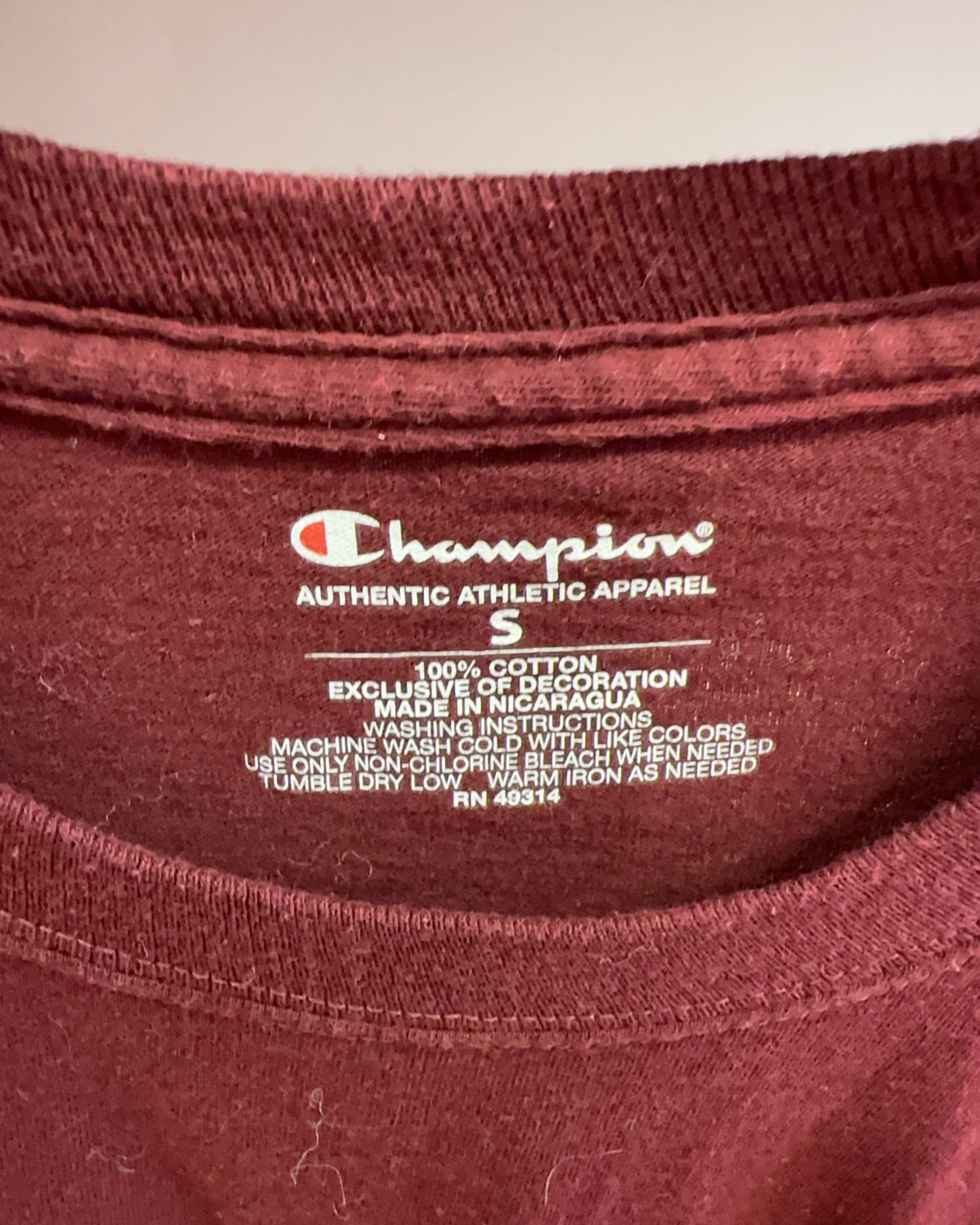 S - Harvard Crimson Champion Graphic T-Shirt