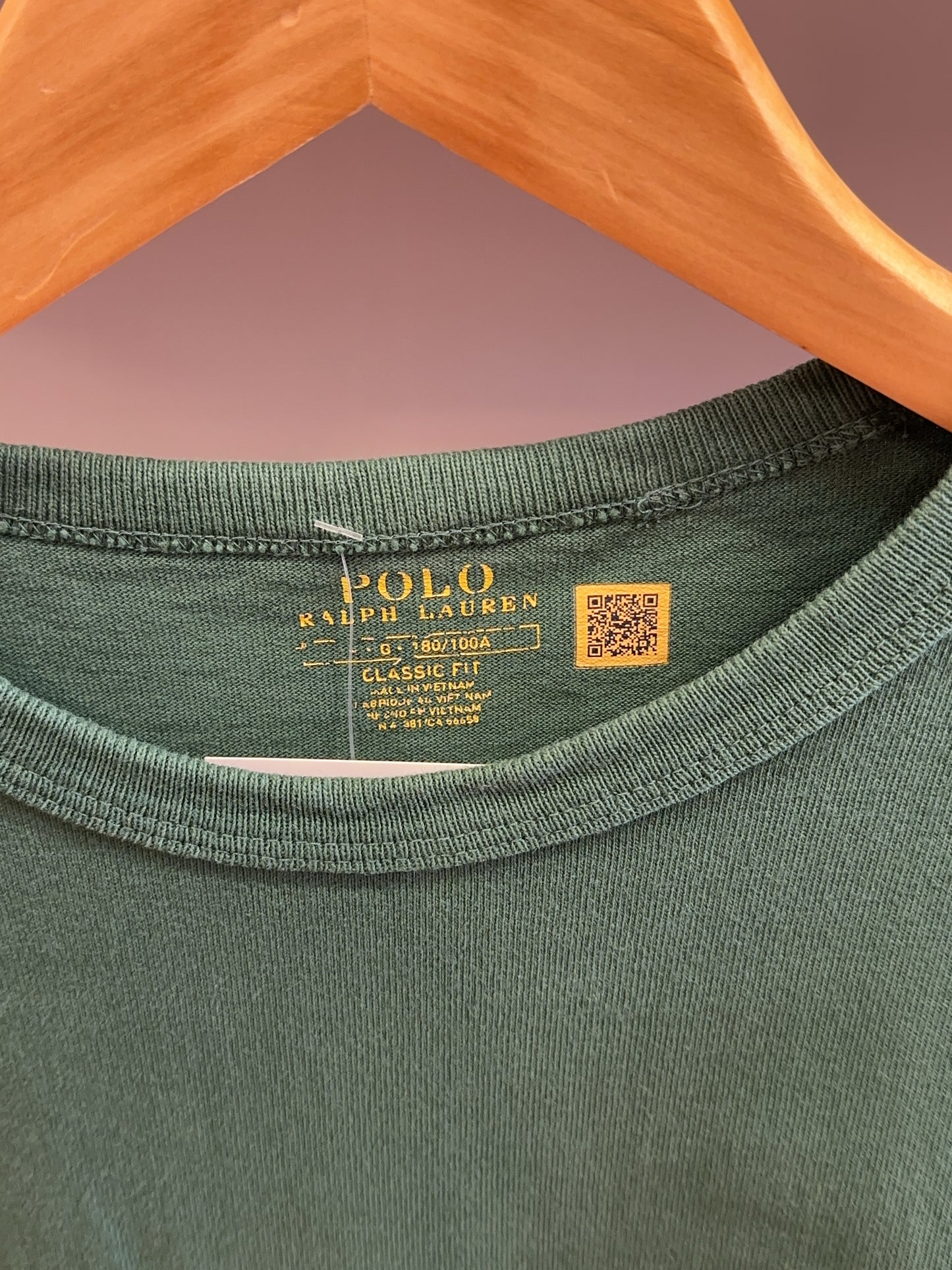 L - Ralph Lauren T-shirt