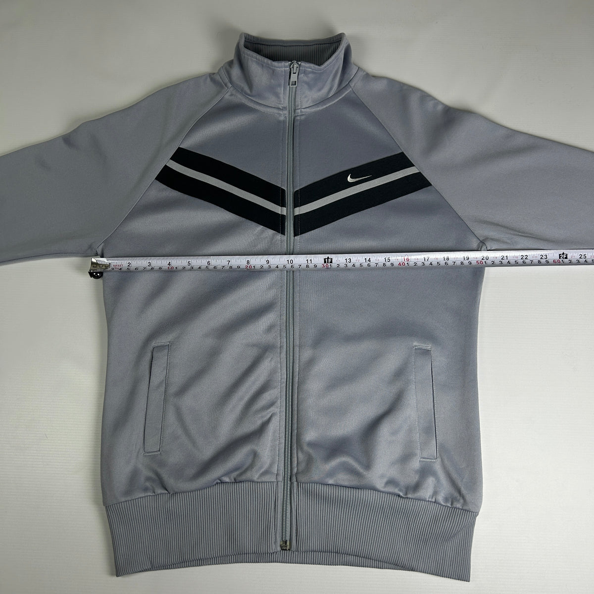 S - Vintage 2000's Nike Track Jacket