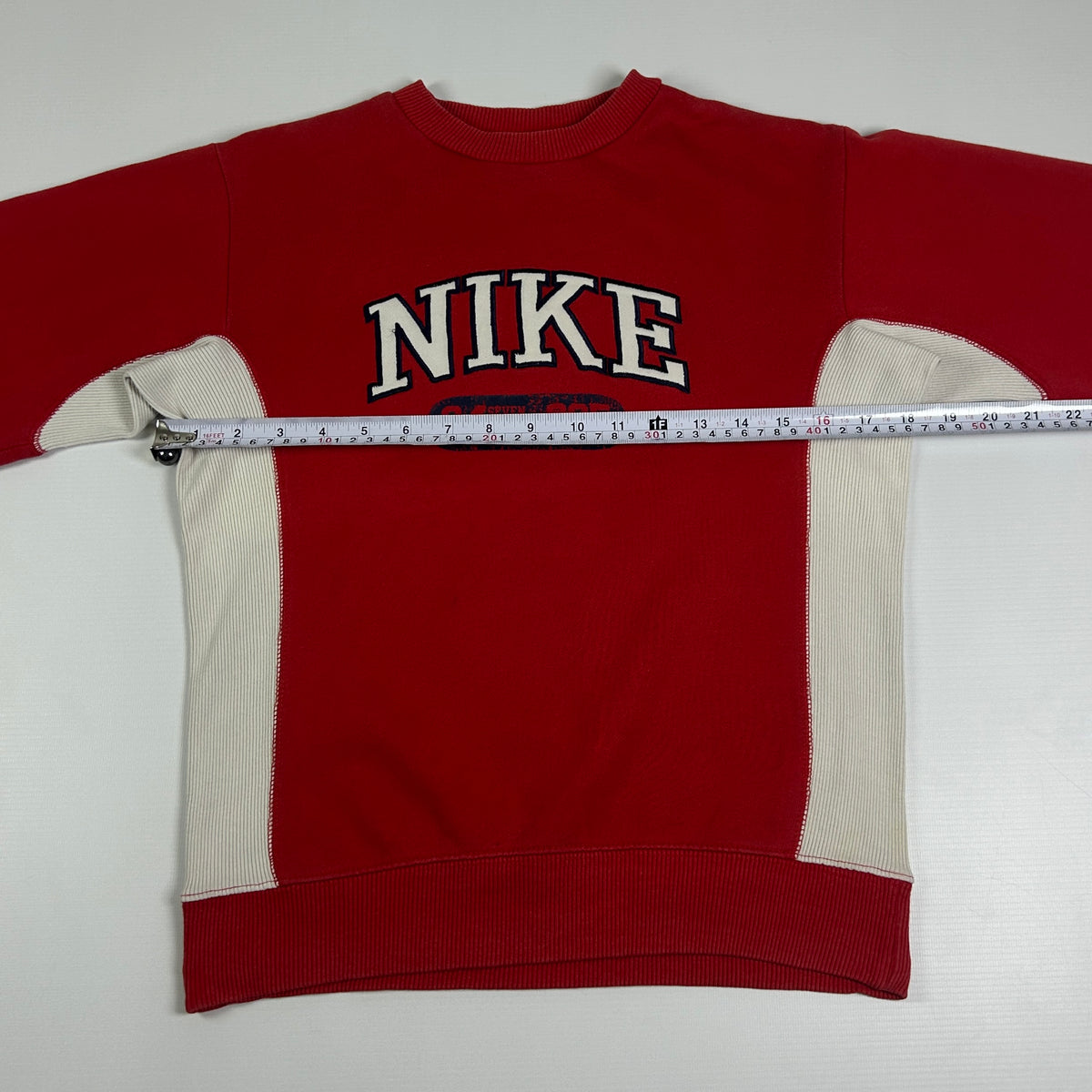 XXS - Vintage 2000's Nike Sweatshirt