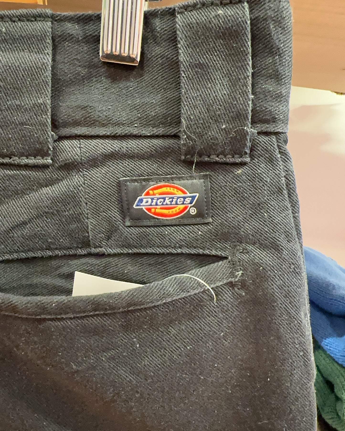 36 - Dickies Shorts