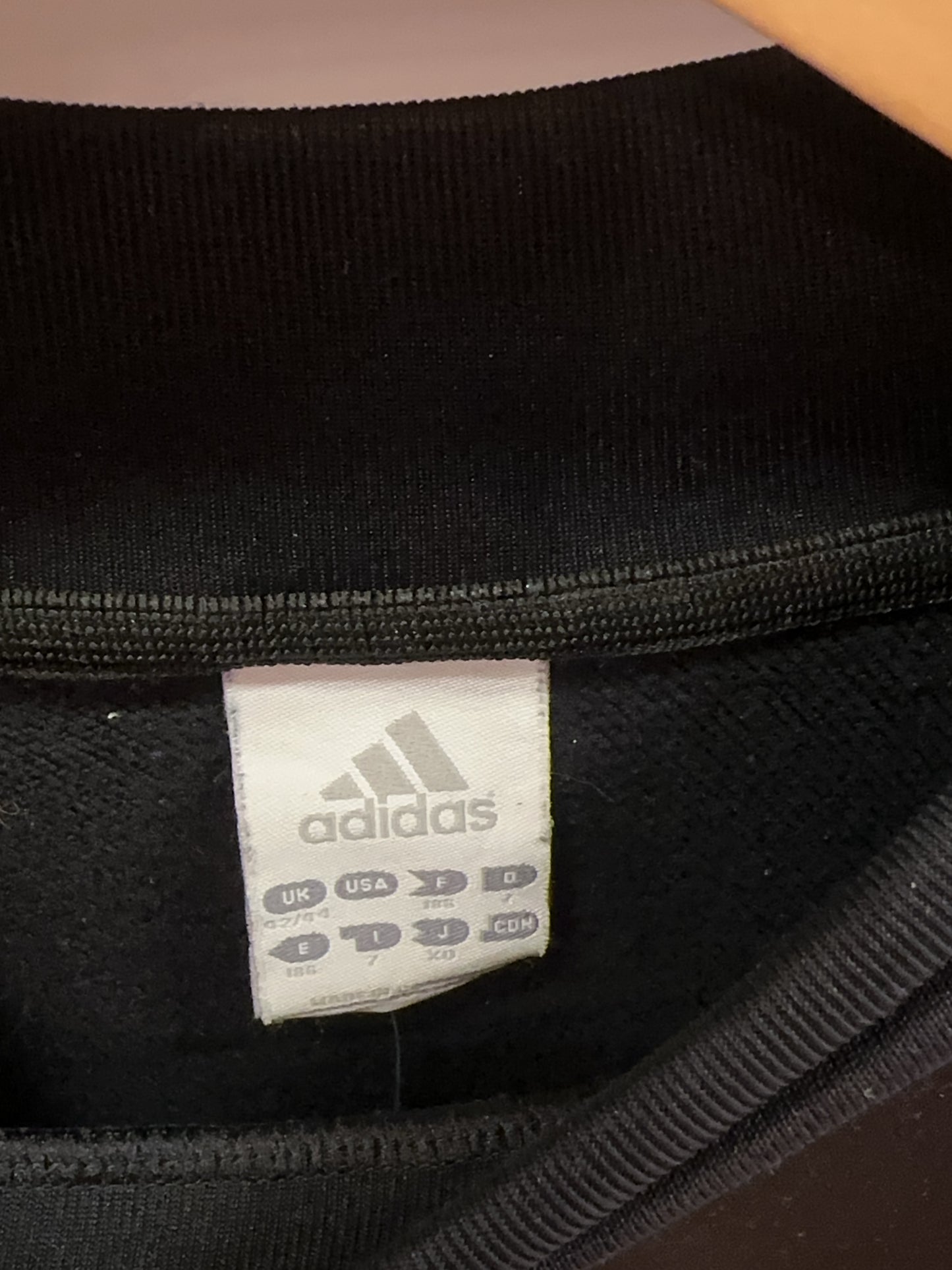 L - Vintage 2000's Adidas Sweatshirt