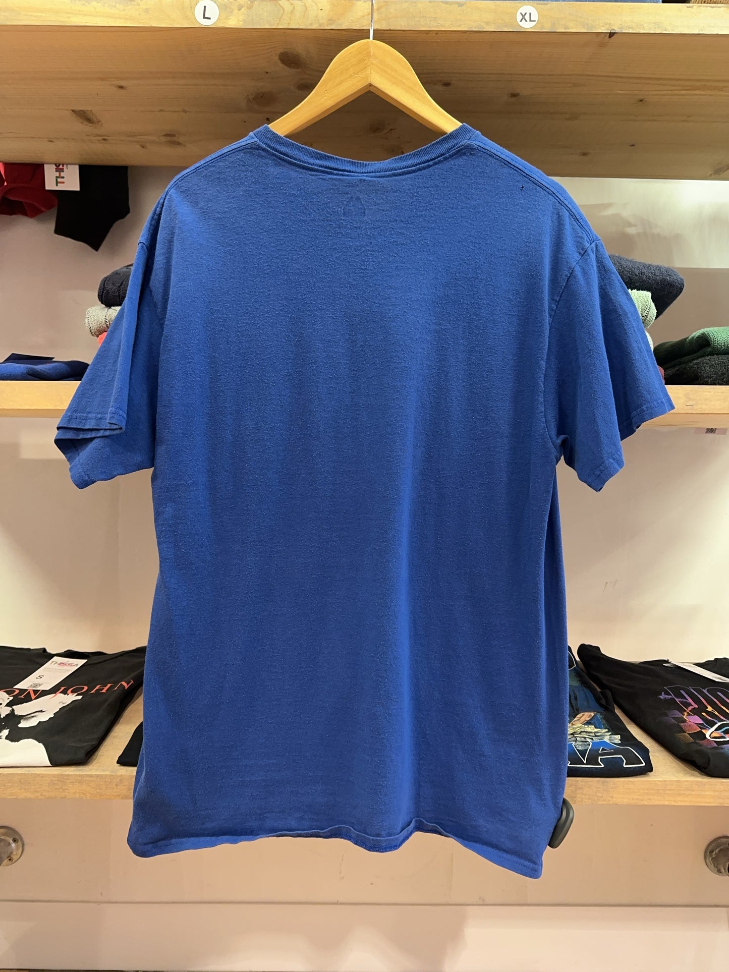 Majestic Philadelphia 76ers Blue Graphic T-Shirt