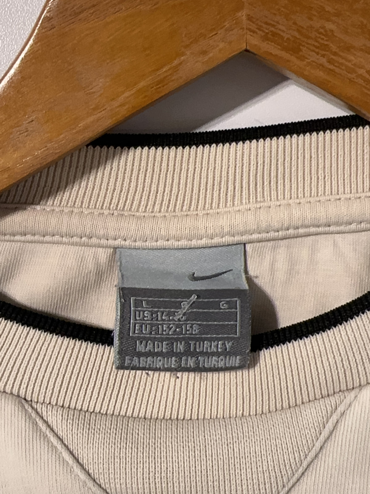 XS - Vintage 2000's Nike Sweatshirt