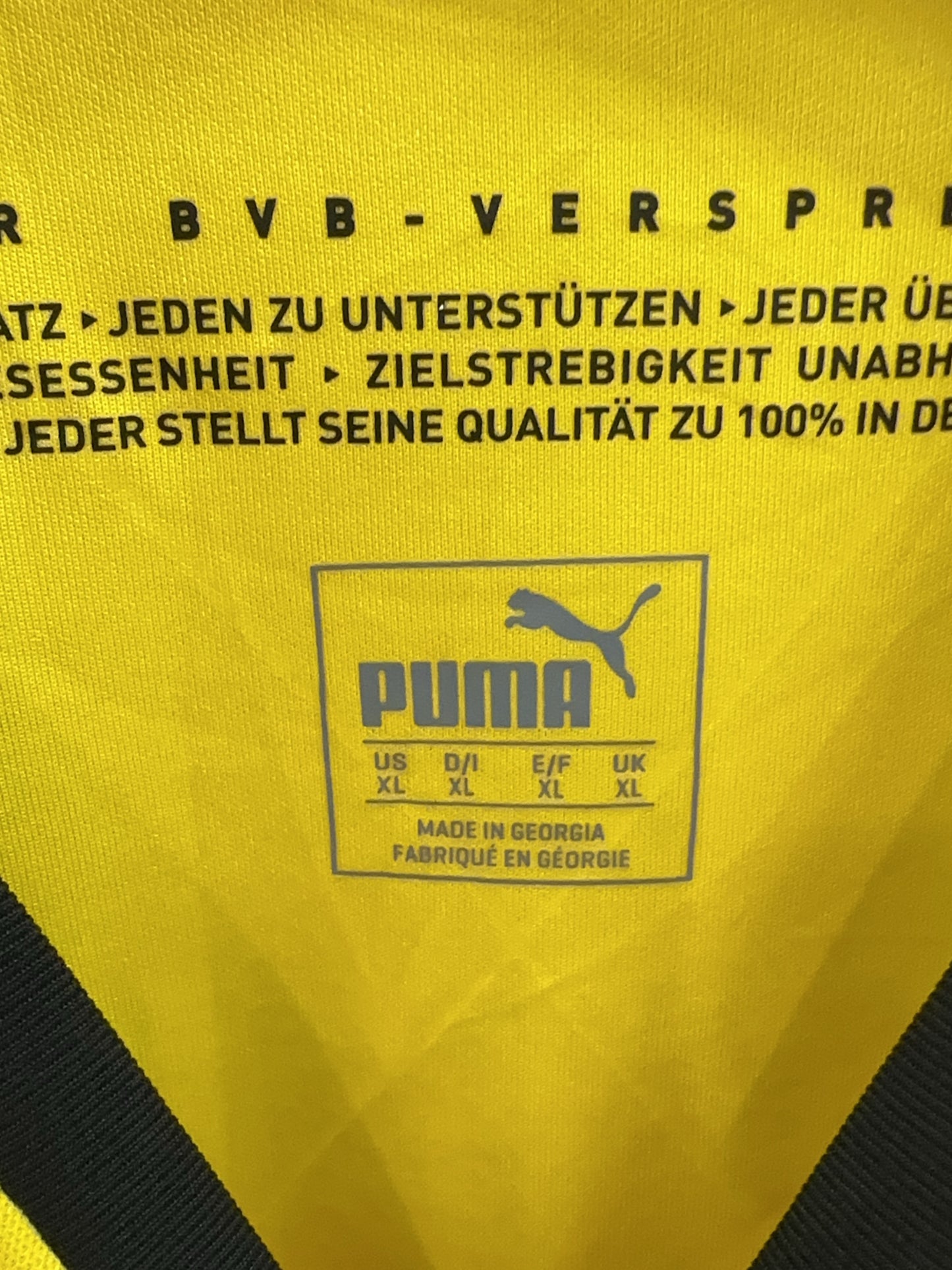 2015-16 Borussia Dortmund Hummels Puma Home Football Shirt #15 - XL