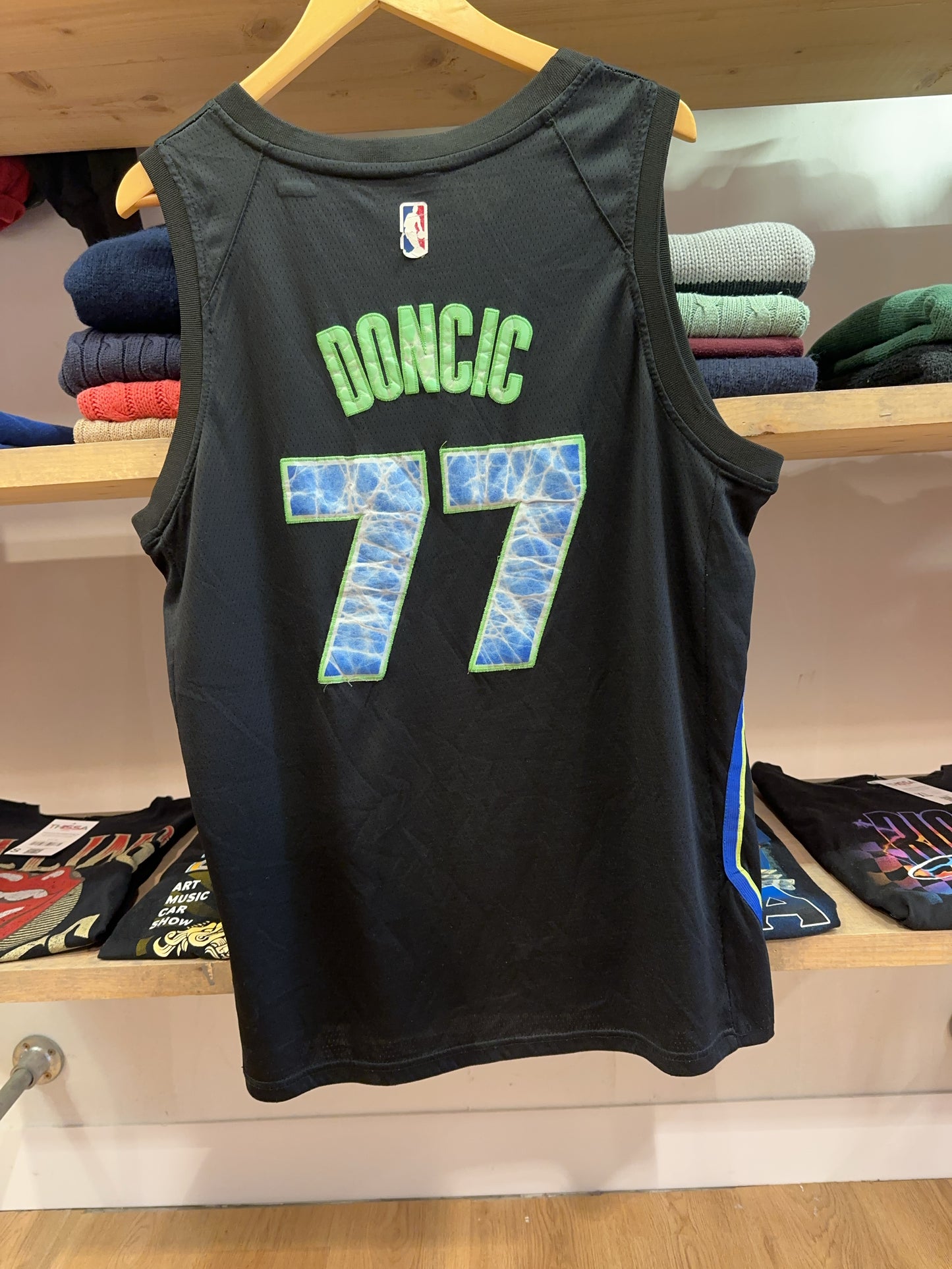 XL - 2021-2022 Dallas Mavericks Nike NBA Jersey Luka Dončić #77