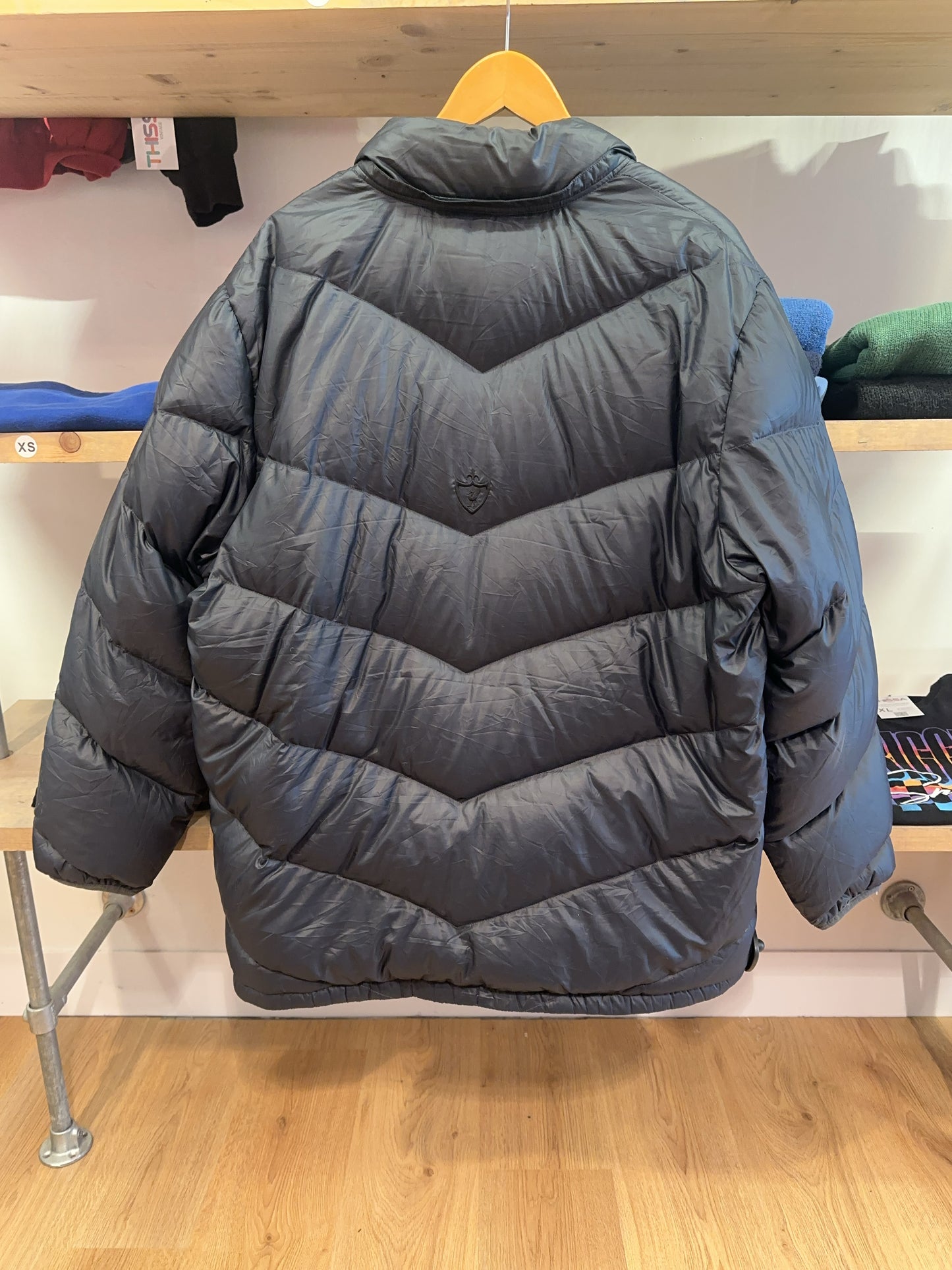 L - Vintage 2010's Liverpool Adidas Puffer Jacket