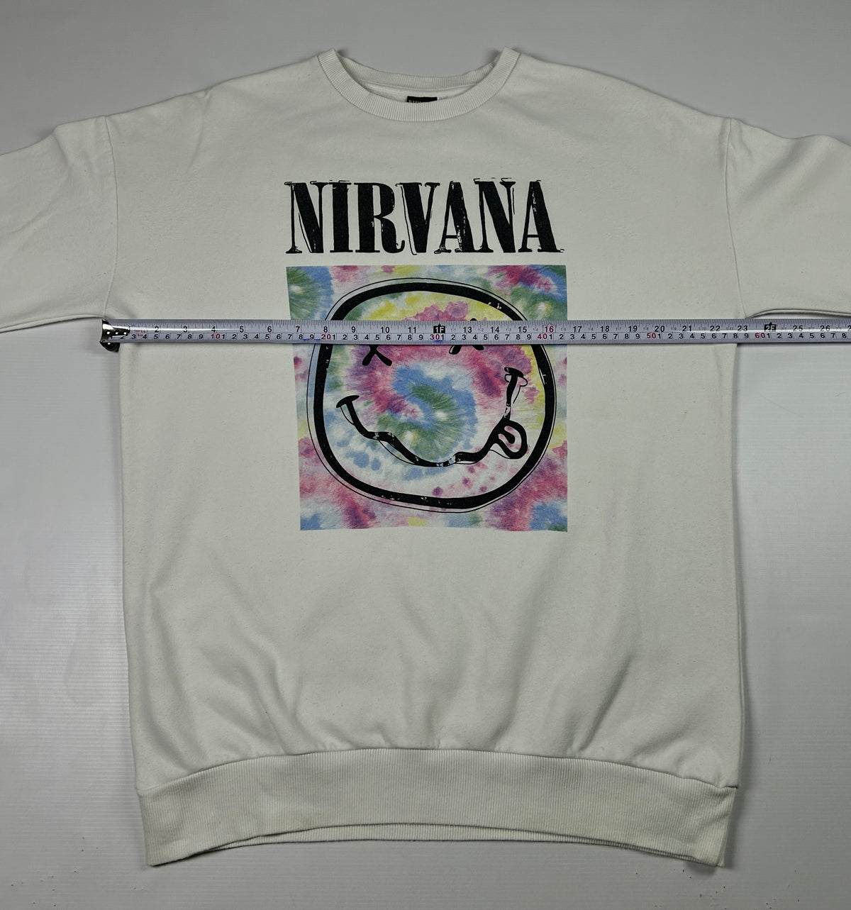 L - Nirvana 2000's Tie-Dye Smiley Graphic Sweatshirt