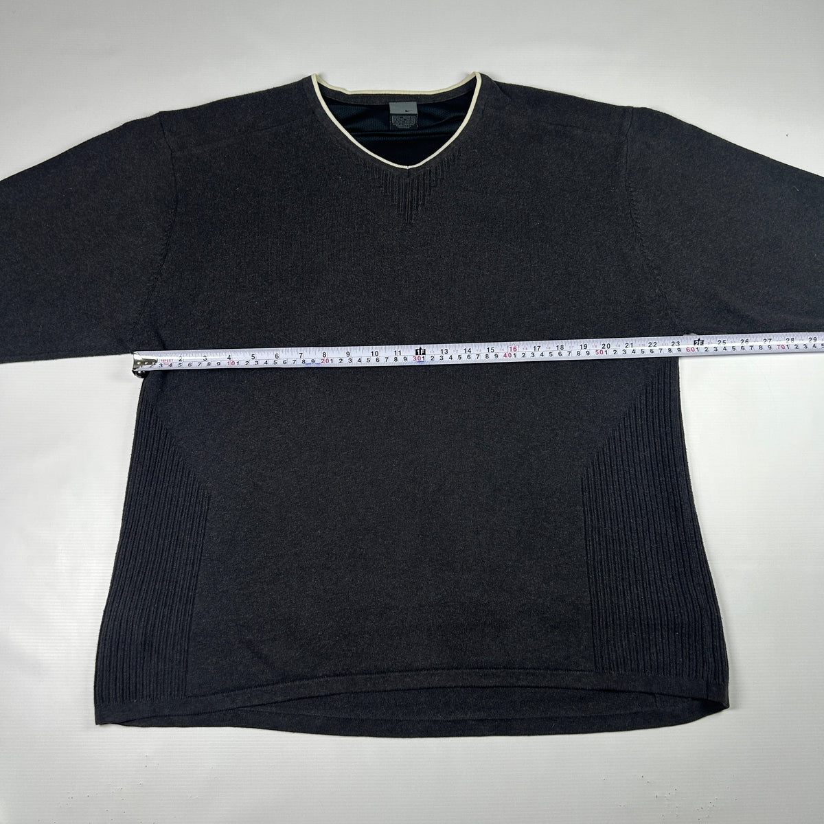 L - Vintage 2000's V Neck Nike Sweatshirt