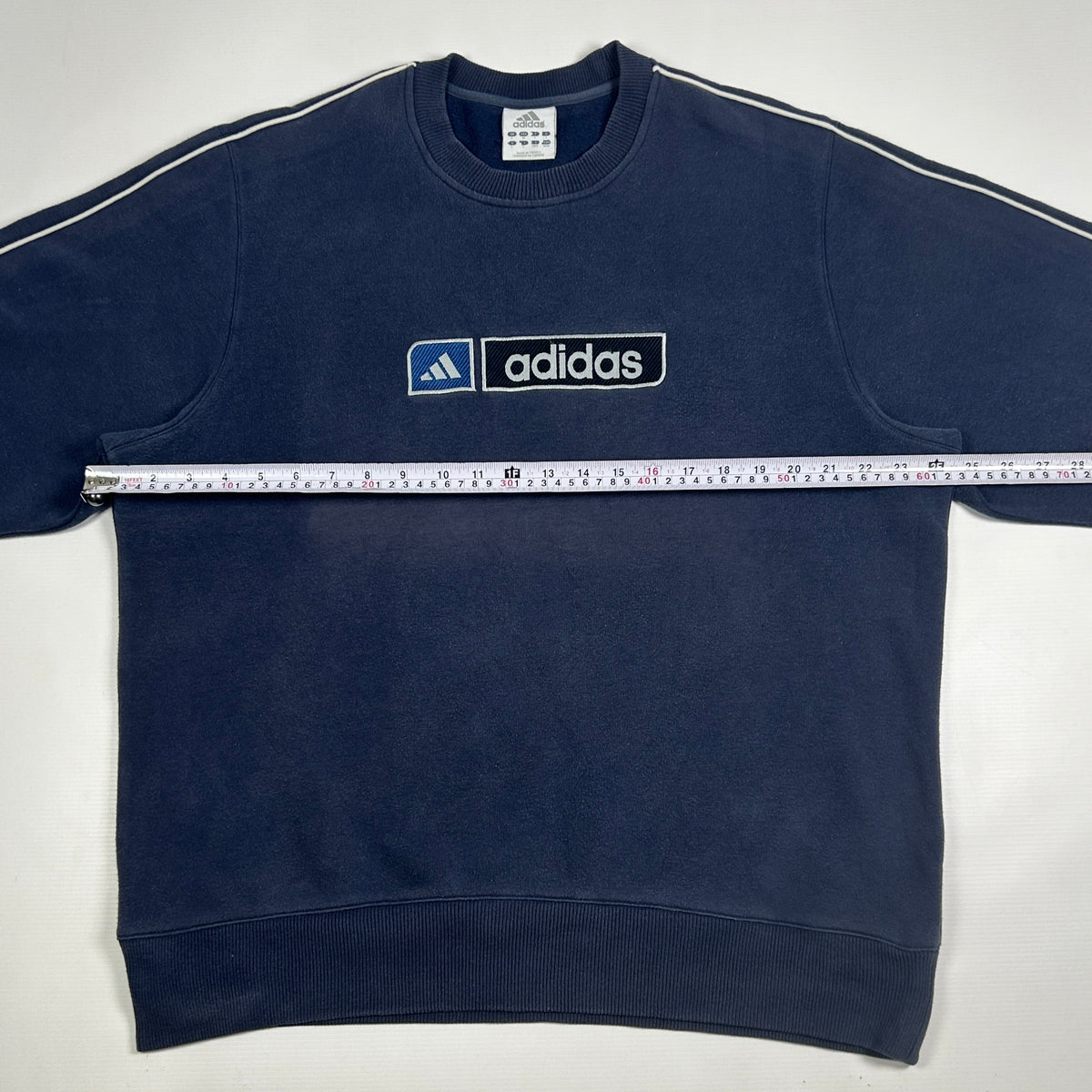 L - Vintage 2000's Adidas Sweatshirt