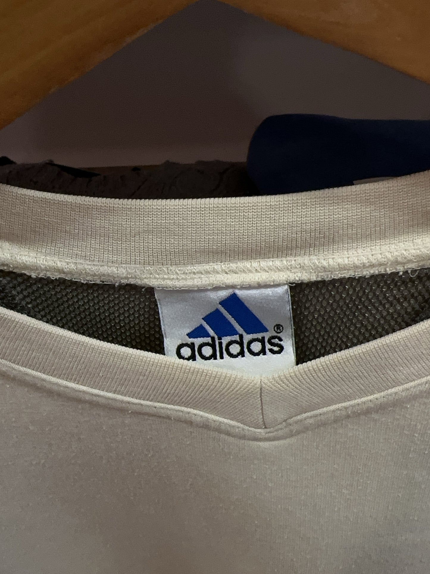 L - Vintage 2000's Adidas Sweatshirt