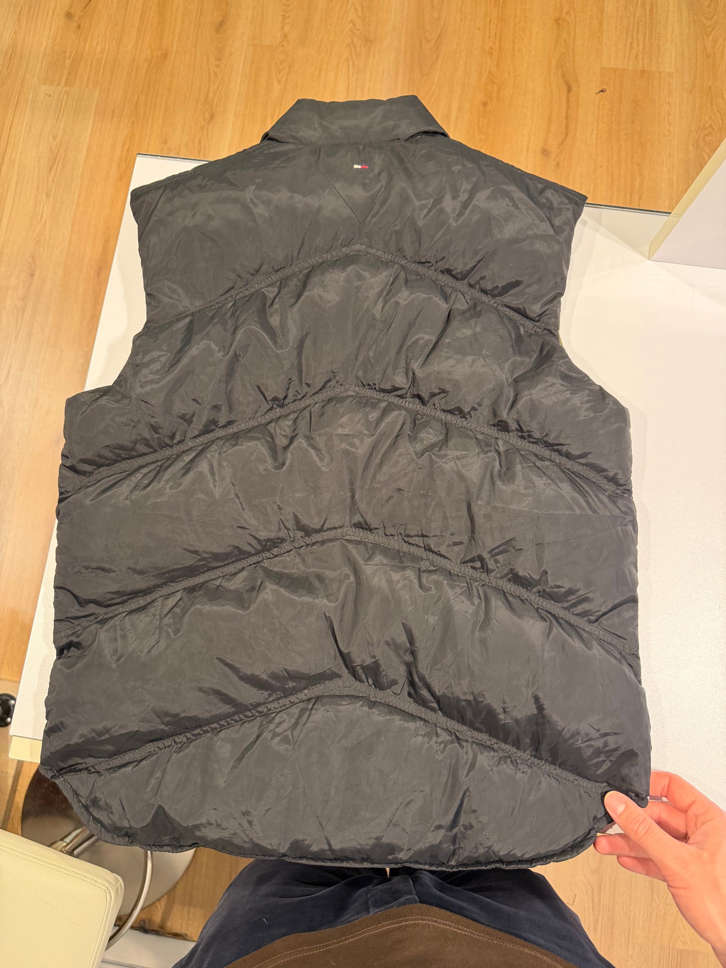 Vintage Tommy Hilfiger Puffer Vest (M)