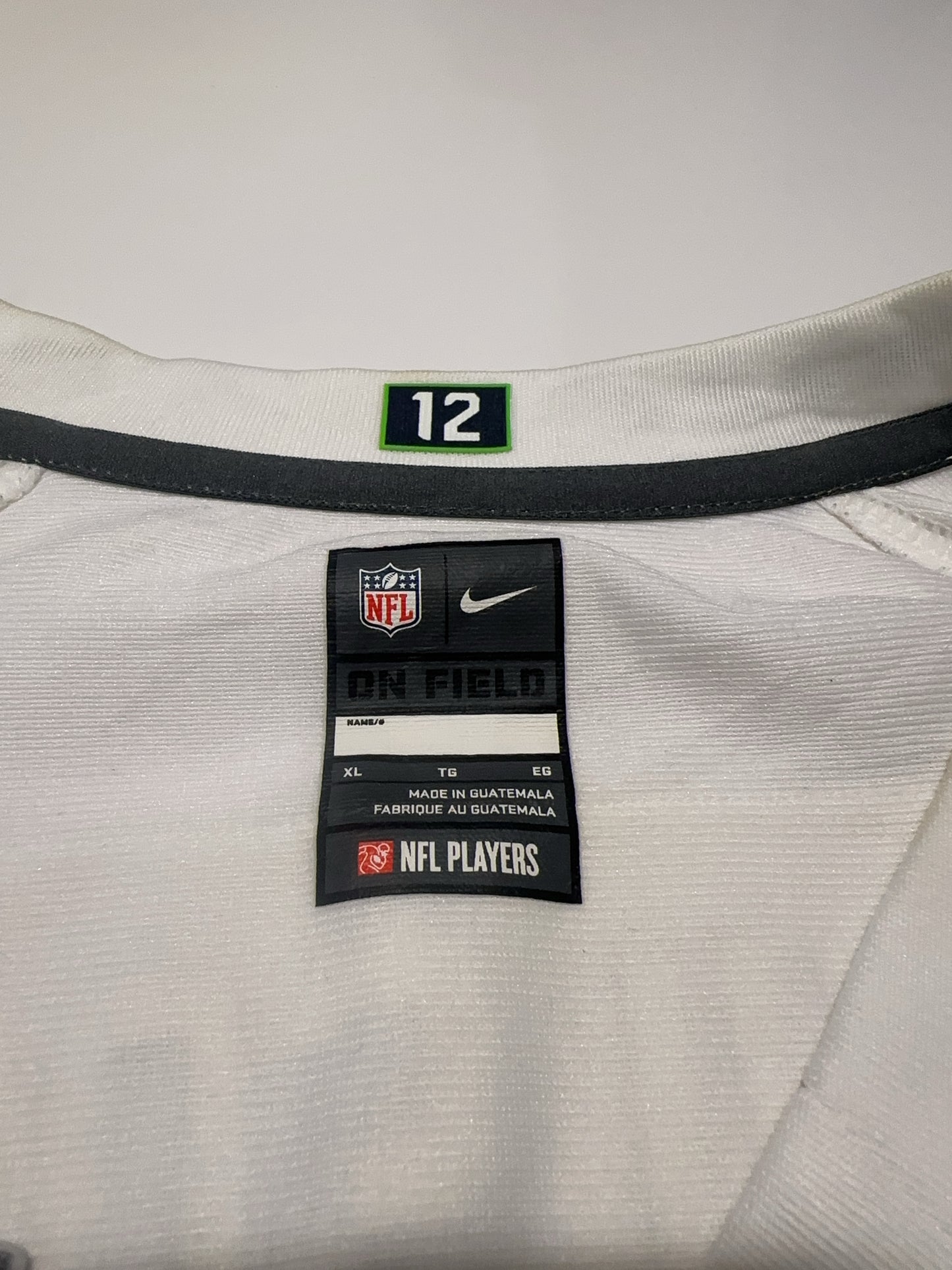 M - Seattle Seahawks American Sports (NFL) Away American Football Jersey Russell Wilson 3
