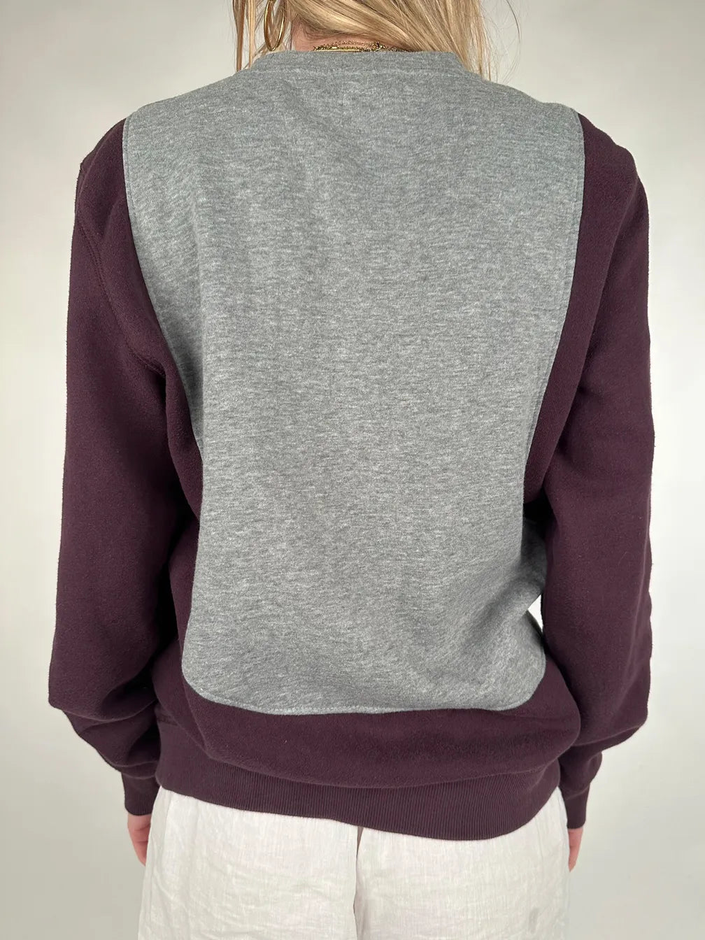 Nike - Sweatshirt - M