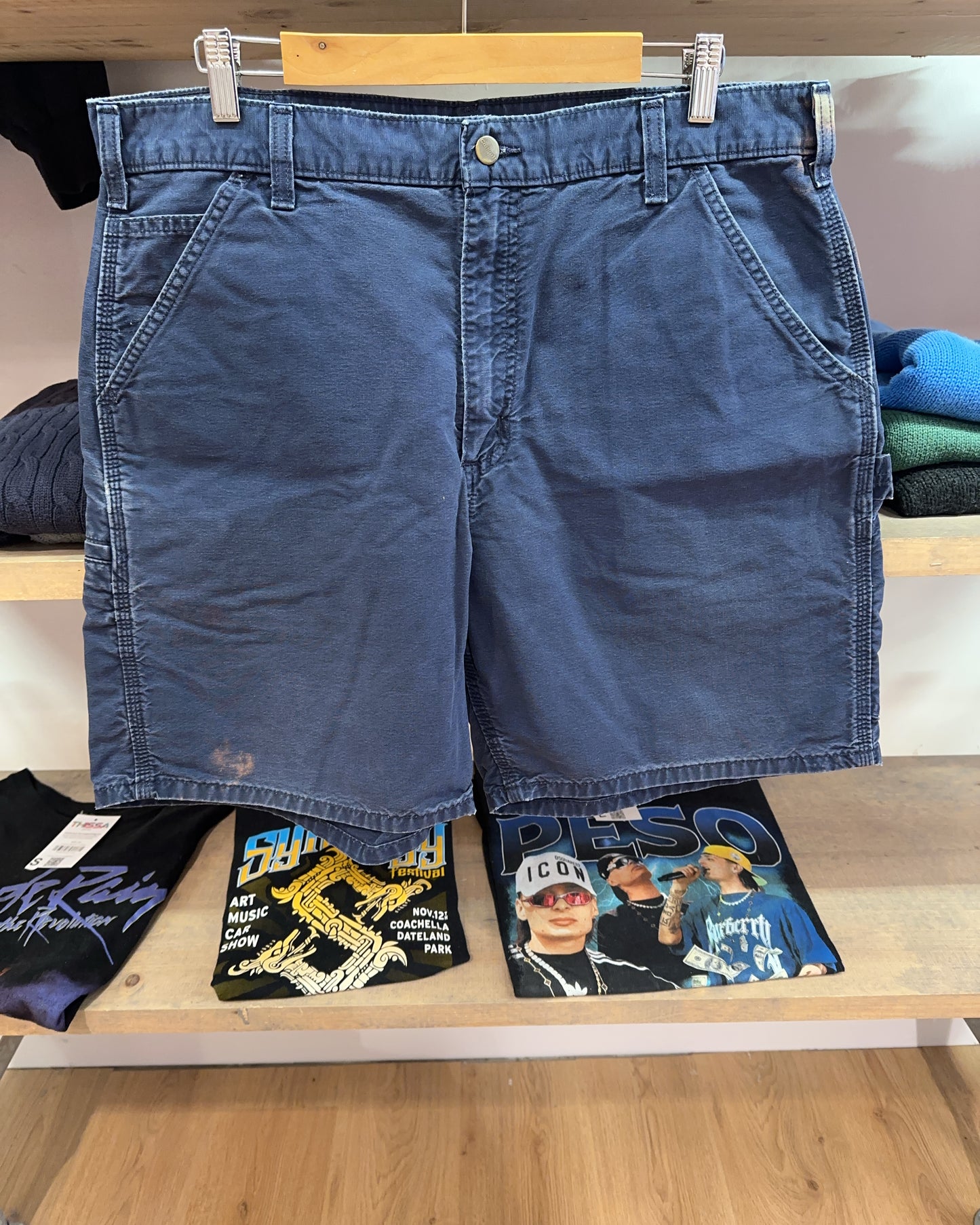 36 - Carhartt Shorts