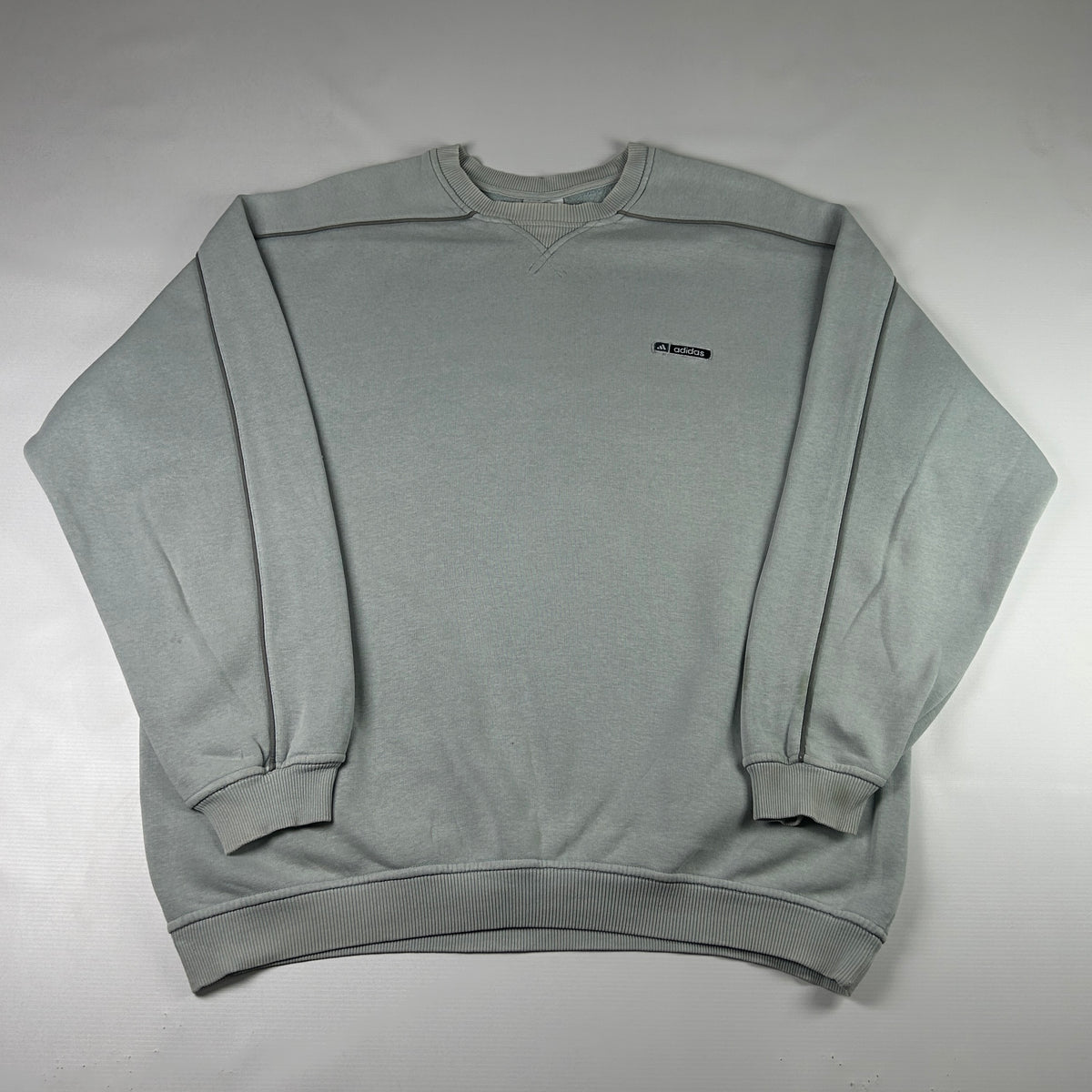 XL - Vintage 2000's Adidas Sweatshirt
