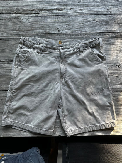40 - Carhartt Shorts
