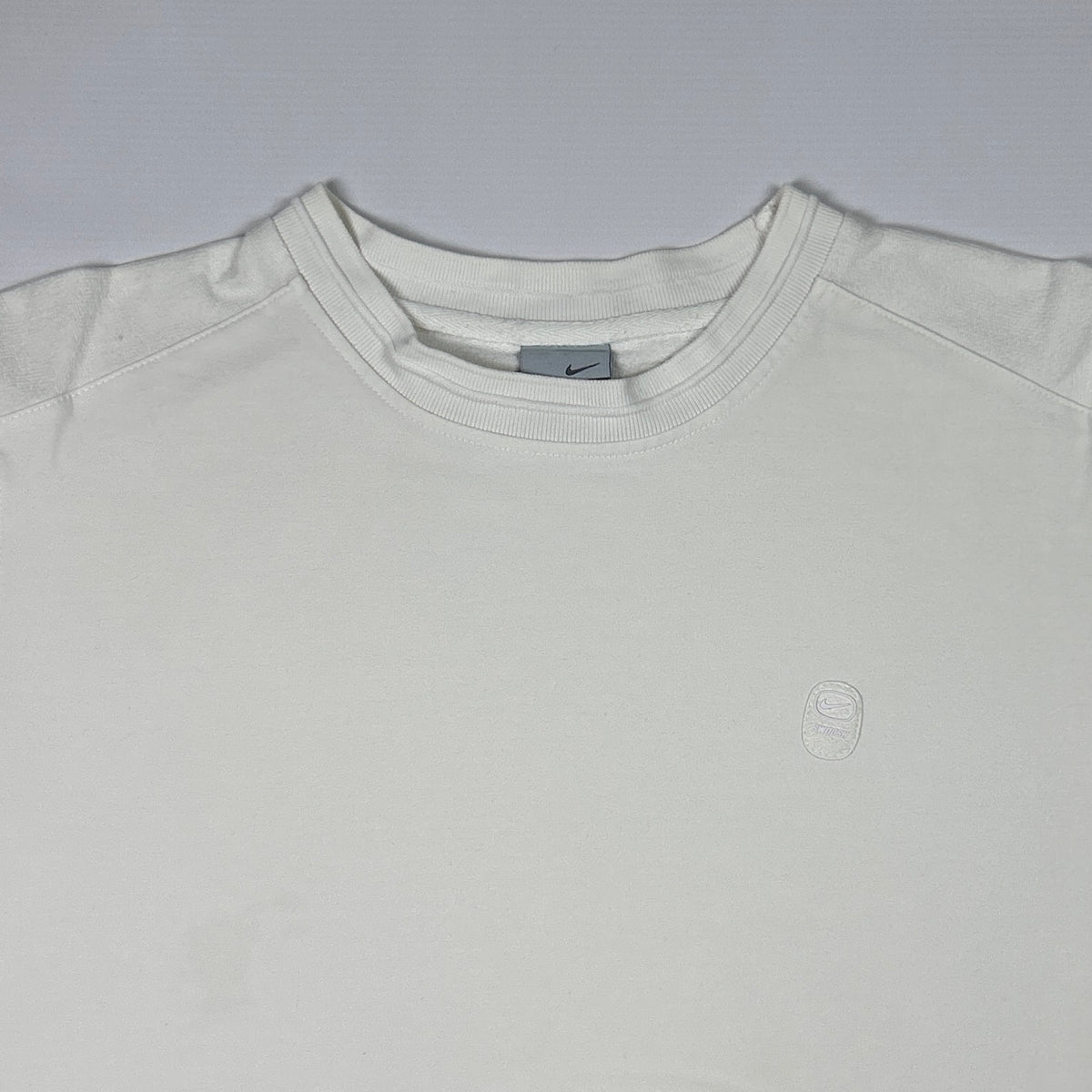 M - Nike 2000's White Long Sleeve Sweatshirt