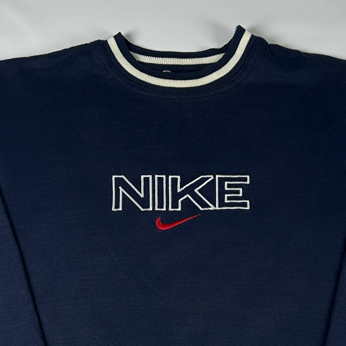 L - Vintage 2000's Nike Sweatshirt