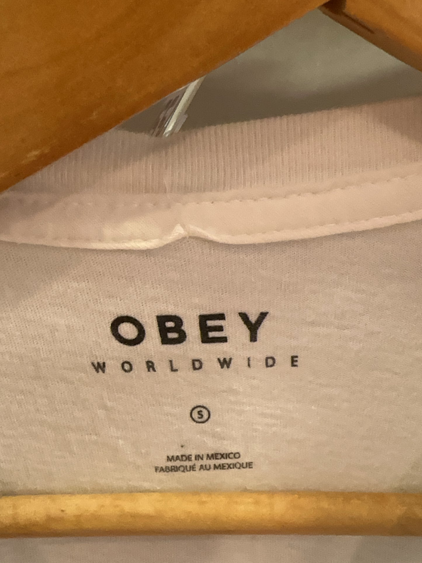 S - Obey T-shirt