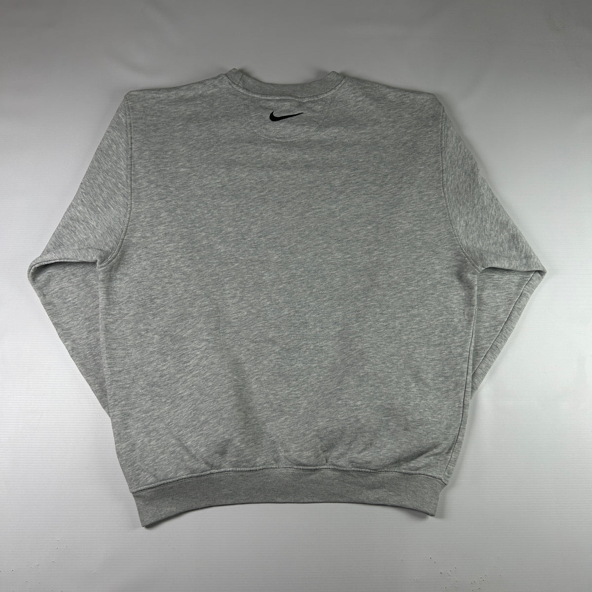 S - vintage 2010's Nike FFBB Gray Basketball Sweatshirt