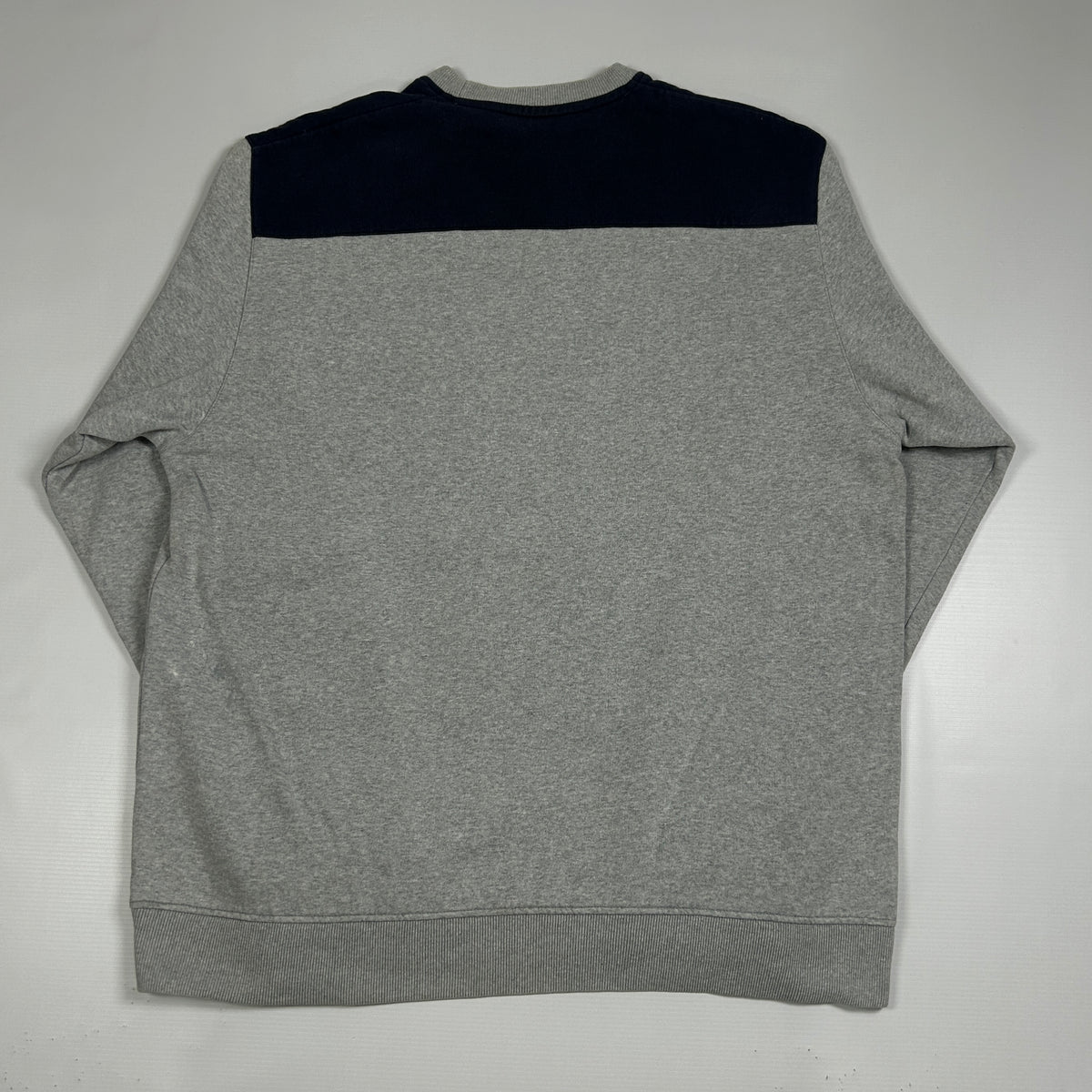 L - Vintage 2000's Adidas Sweatshirt