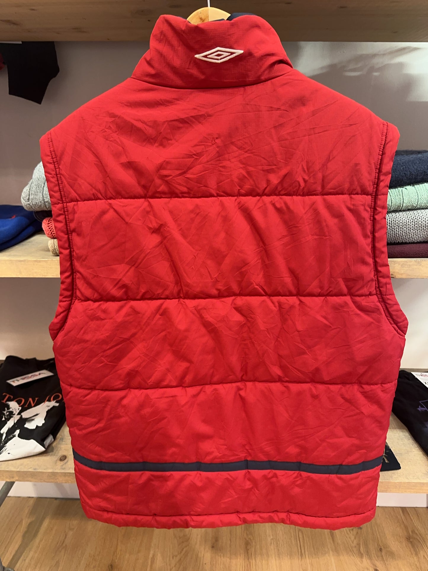 Vintage 2000's Umbro Puffer Vest - XL
