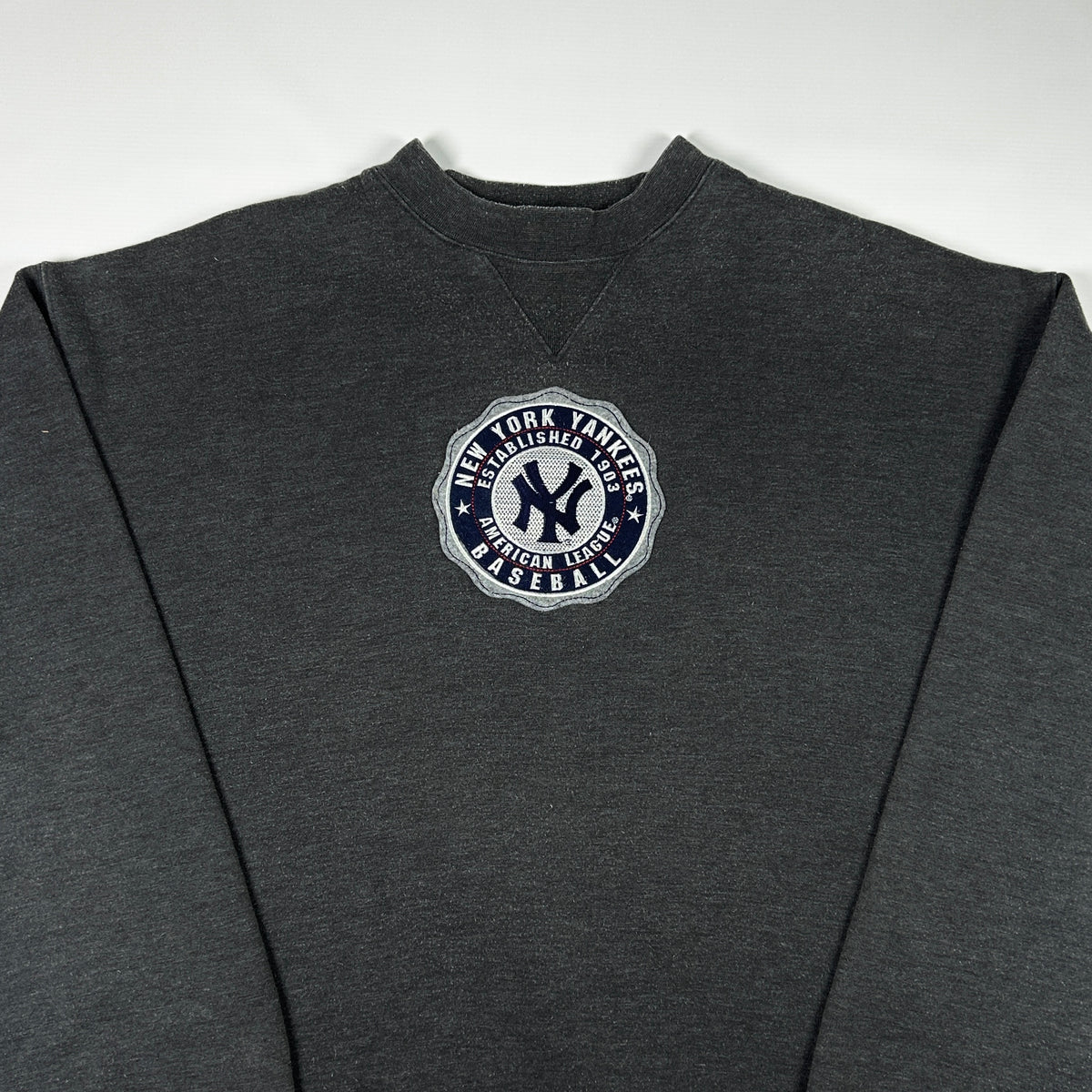 L - Vintage 2000's Adidas New York Yankees MLB Baseball Sweatshirt