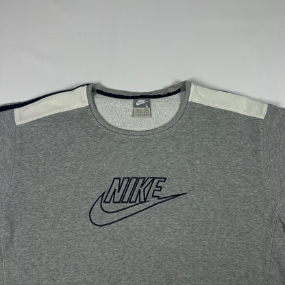 L - Vintage 2000's Nike Sweatshirt