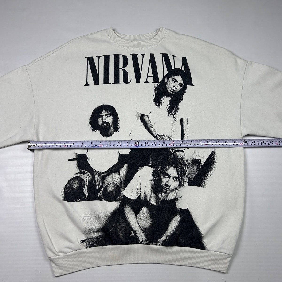 XS - Nirvana Graphic Sweatshirt