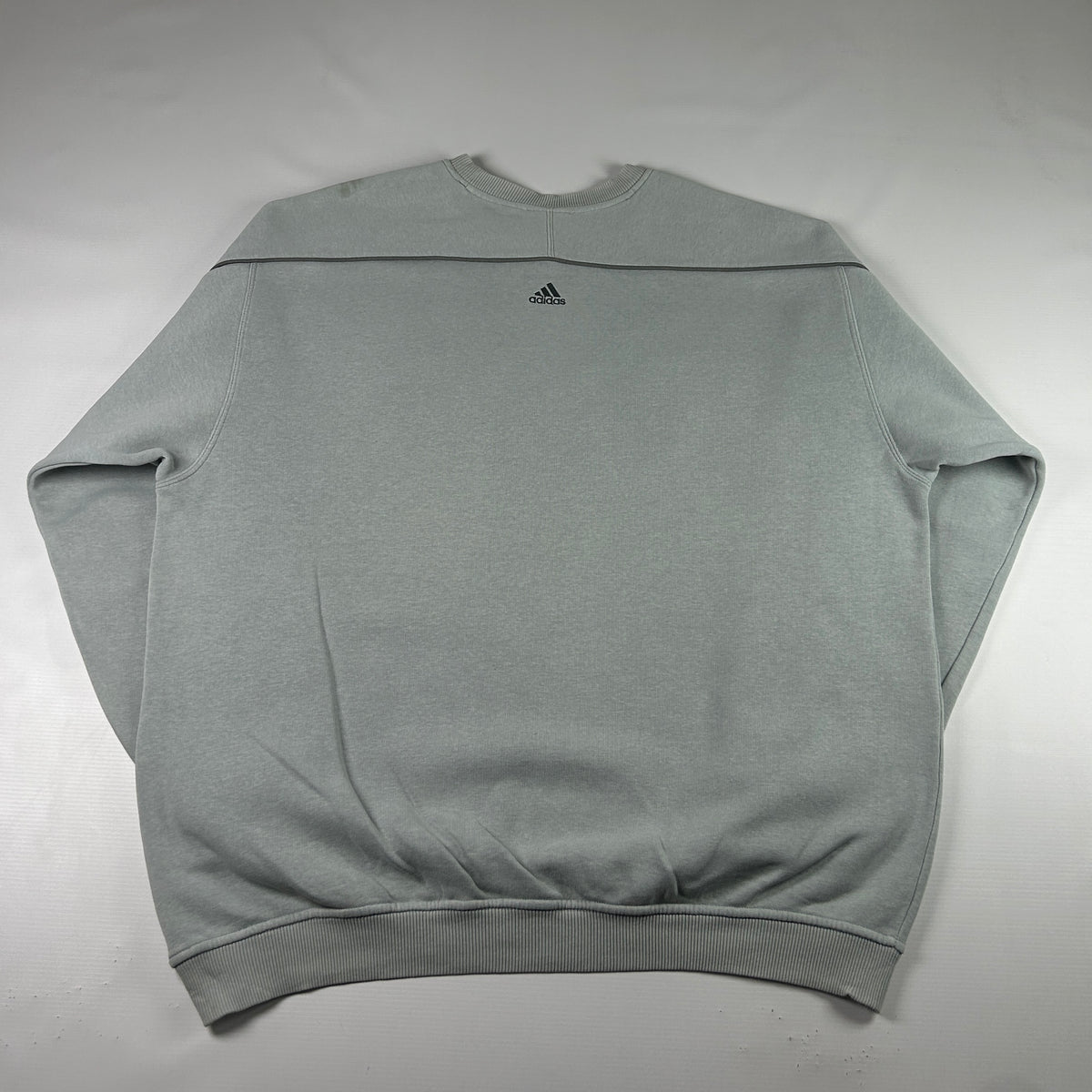XL - Vintage 2000's Adidas Sweatshirt