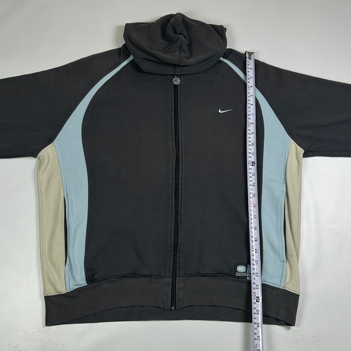 L - Vintage 2000's Nike Hoodie