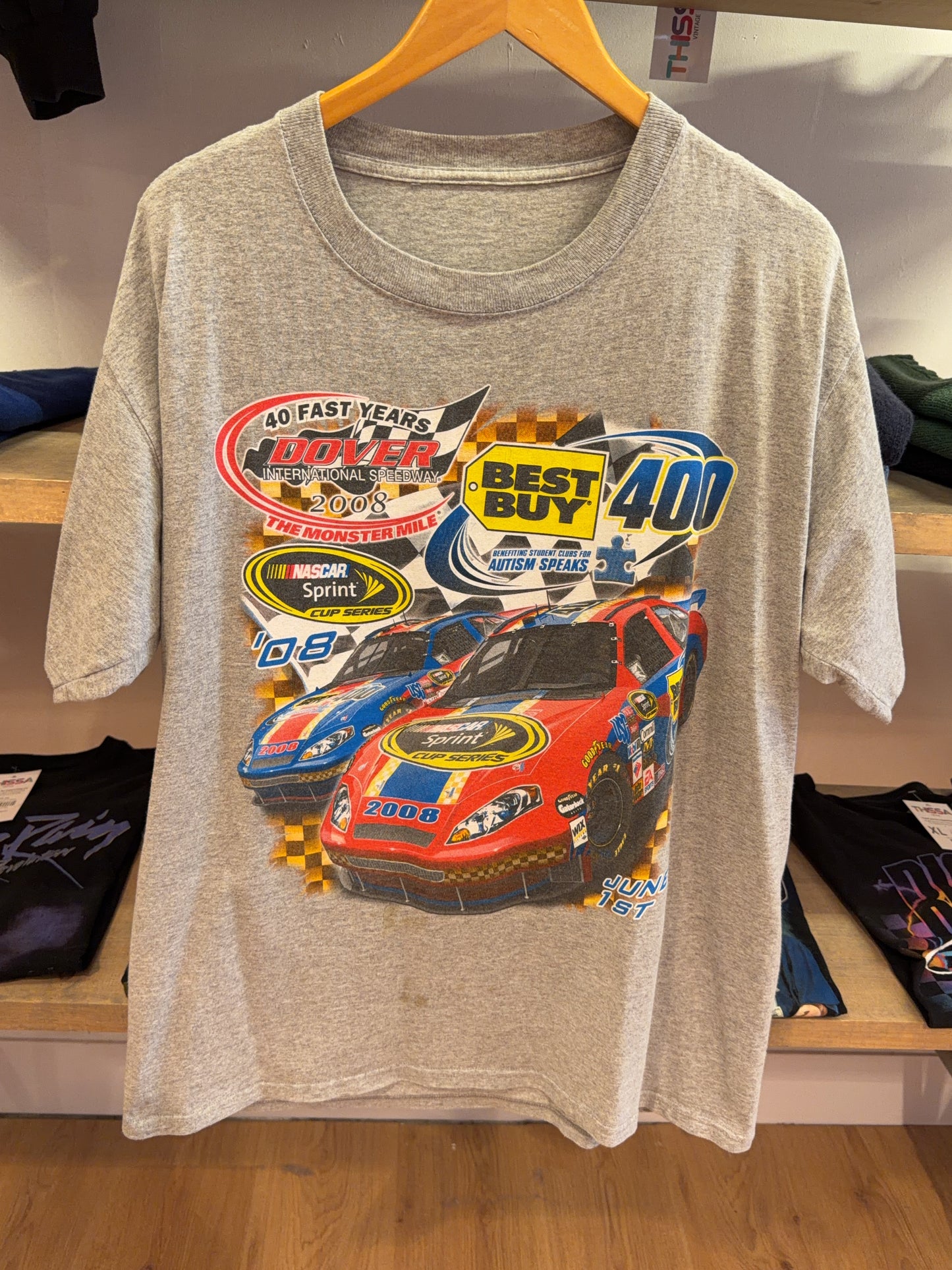 XL - 2008 Dover International Speedway NASCAR Sprint Cup Graphic T-Shirt
