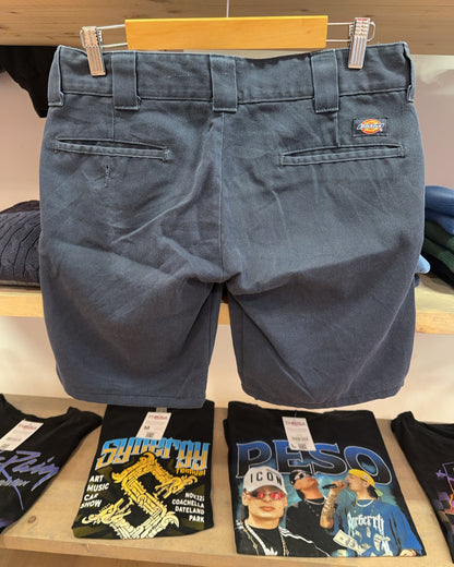 32 - Dickies Shorts