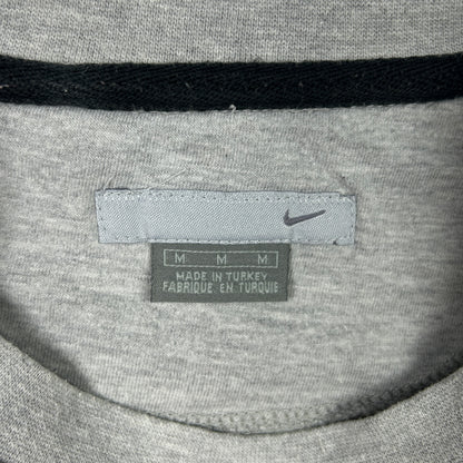 M - Vintage 2000's Nike Sweatshirt