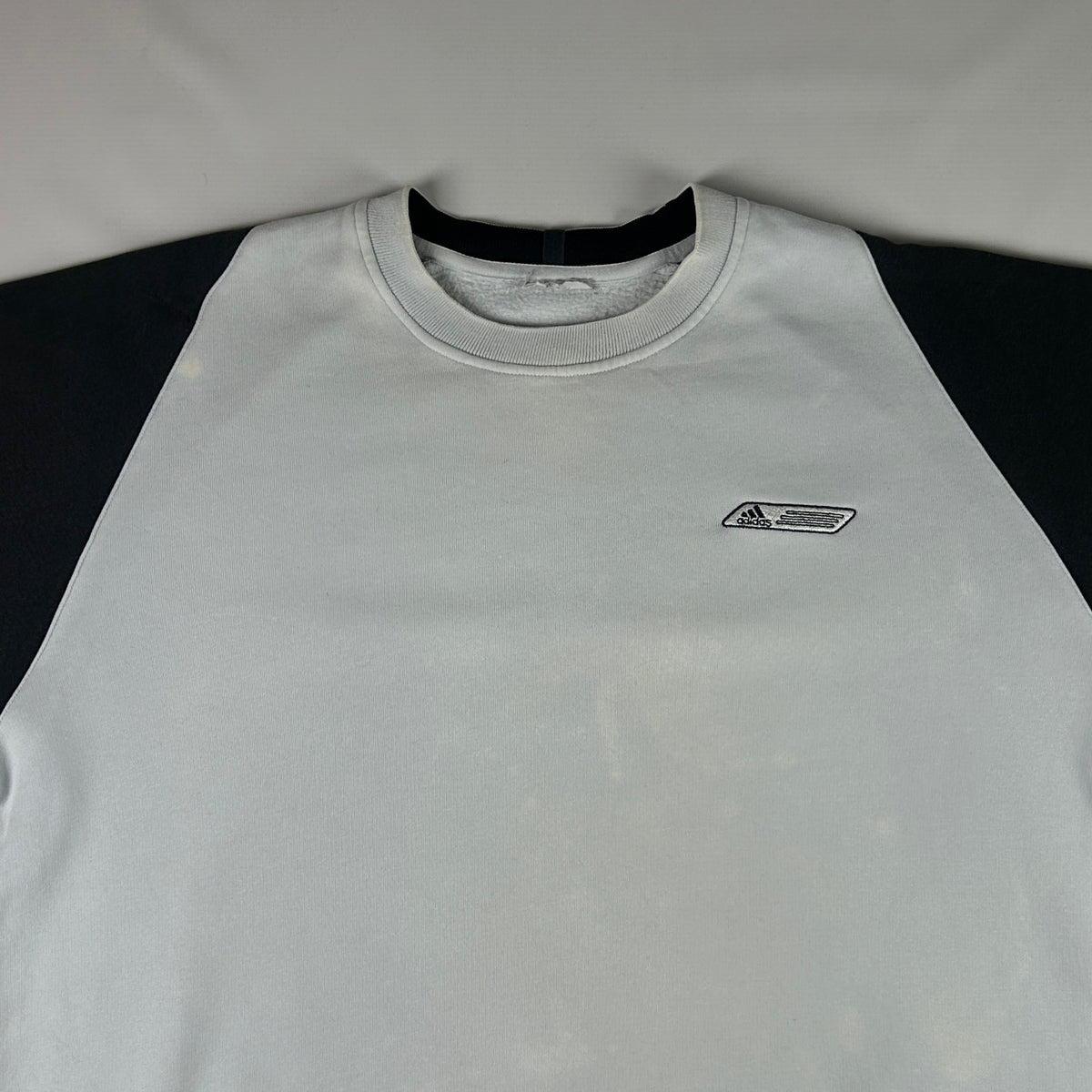 XL - Vintage 2000's Adidas Sweatshirt