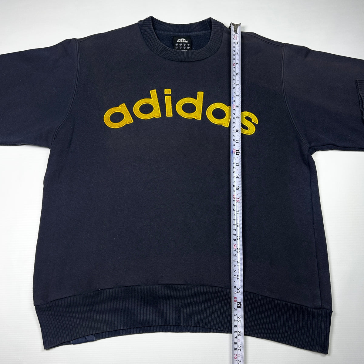 M - Vintage 2000's Adidas Sweatshirt