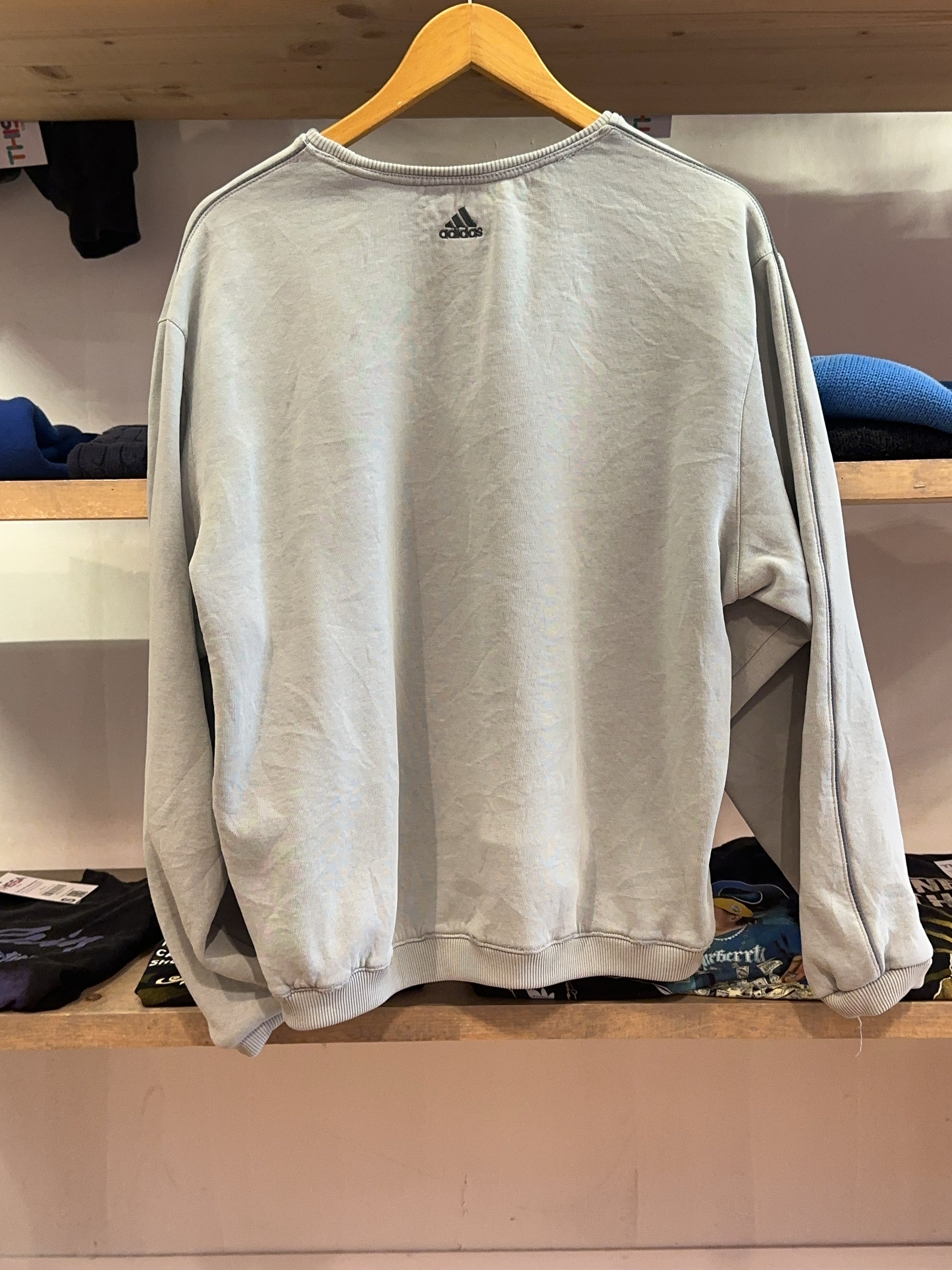 L - Vintage 2000's Adidas Sweatshirt