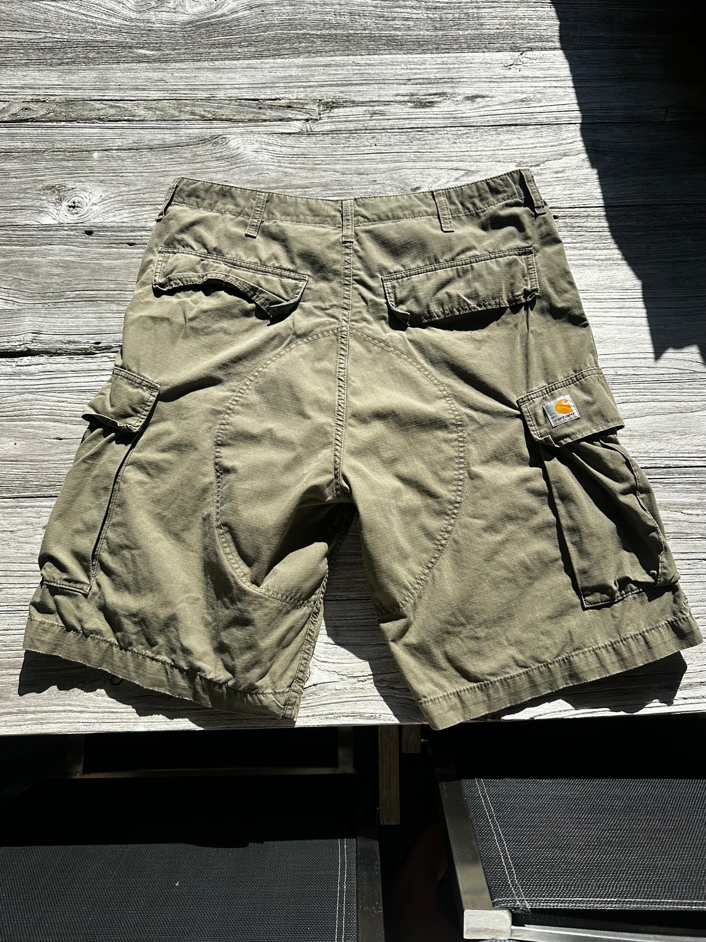 36 - Carhartt Shorts