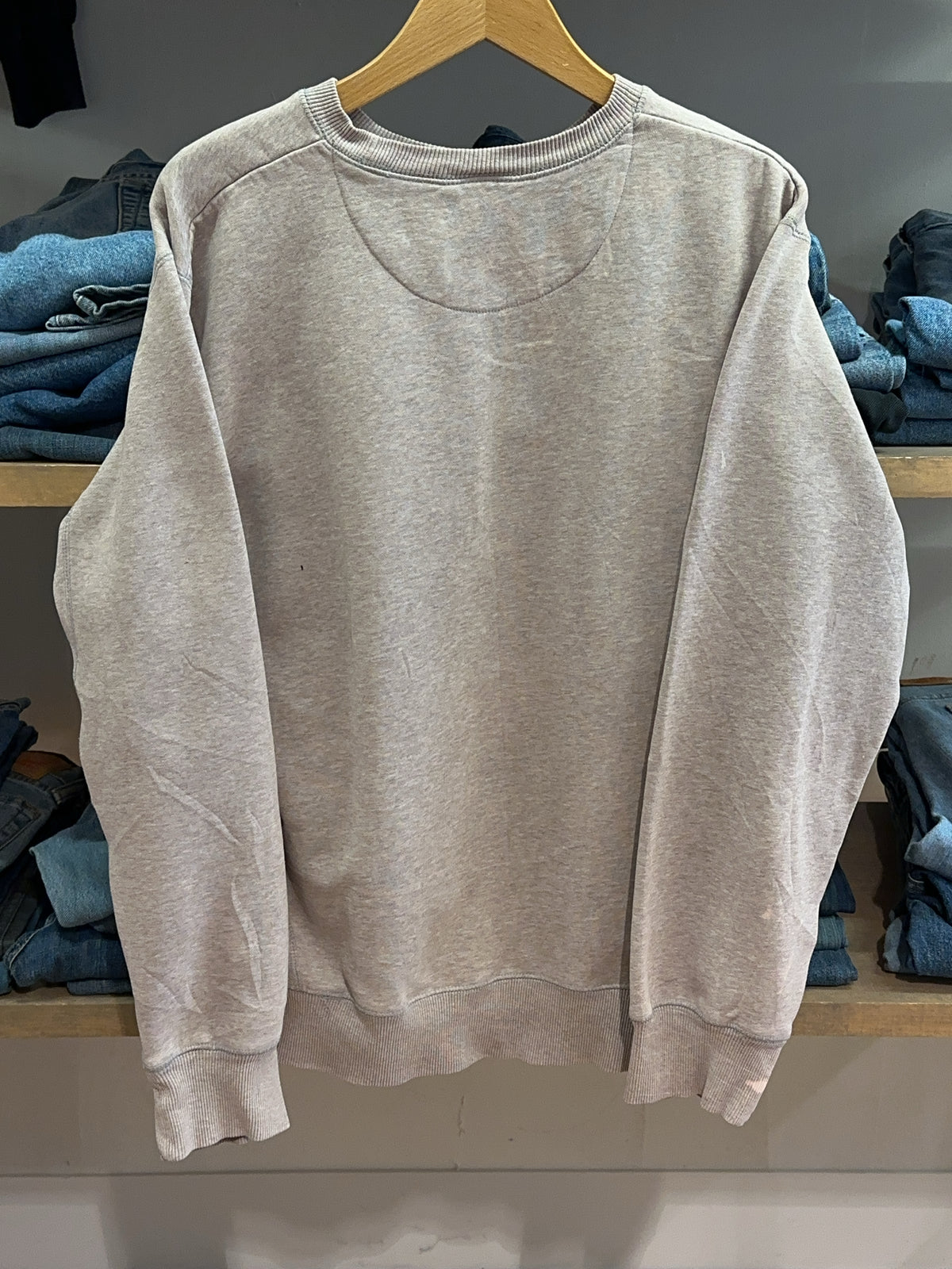 L - Vintage 2000's Nike Sweatshirt