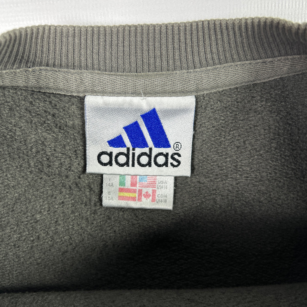 M - Vintage 1990's Adidas Sweatshirt