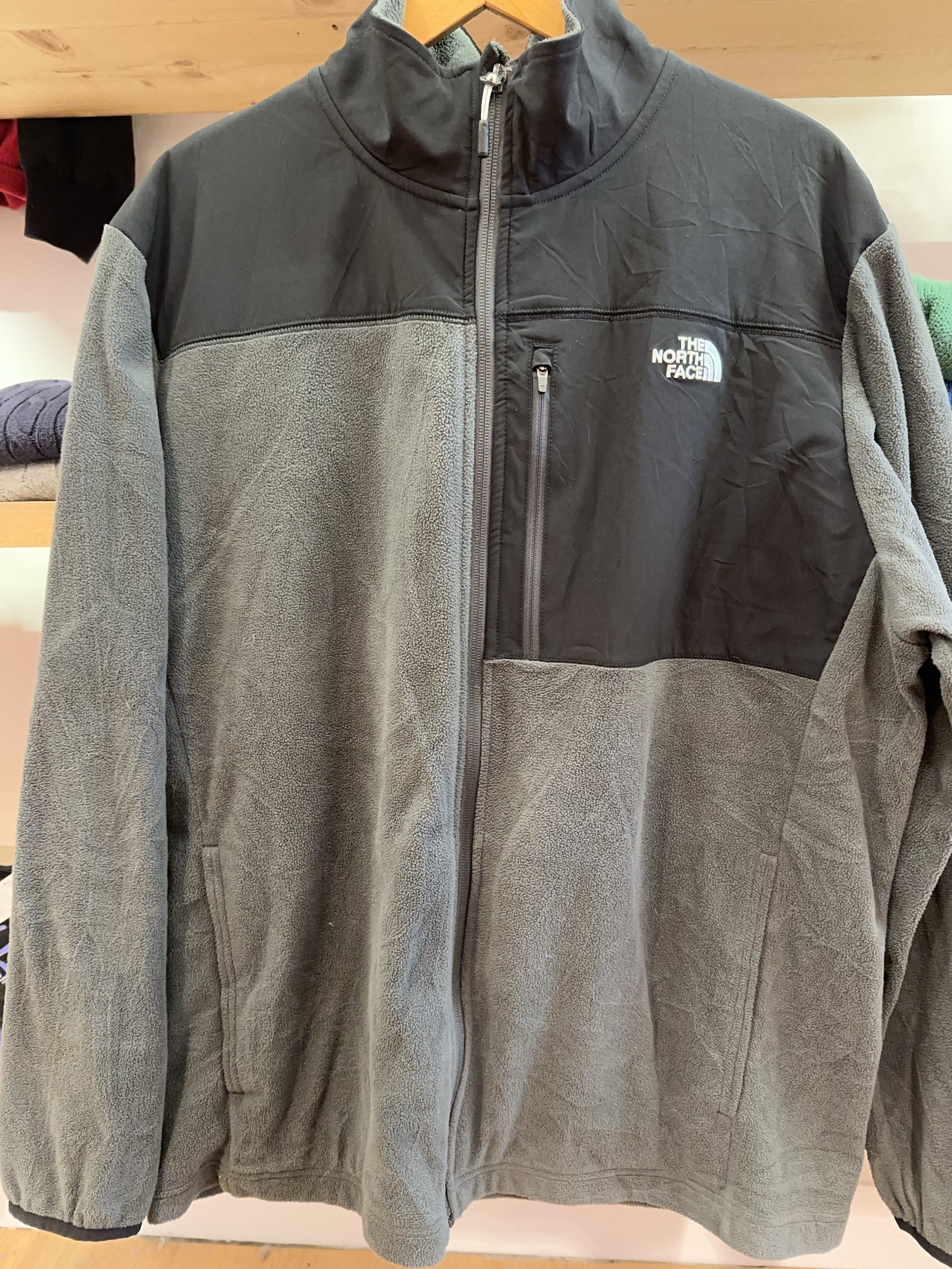 XL - The North Face Fleece Jacket